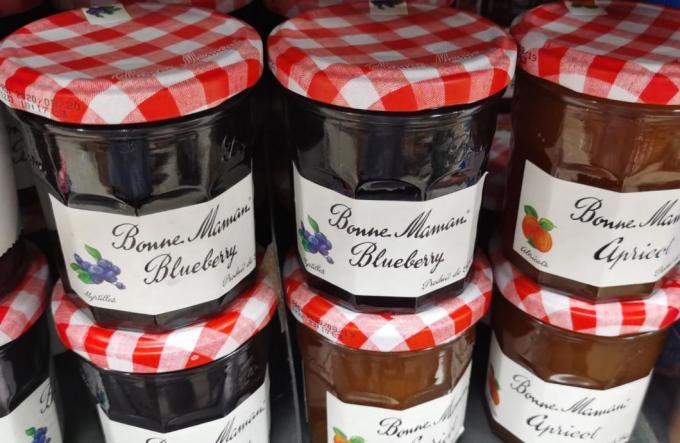 Étiquettes à manches rétrécissantes pour les aliments Étiquettes en conserve sensibles à la chaleur personnalisées 2