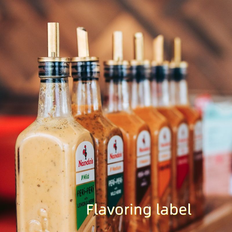 Étiquettes auto-adhésives personnalisées pour les boissons Étiquettes de bouteilles de condiments pour les exigences de votre client