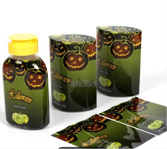 Étiquettes à manches rétrécissantes pour les bouteilles de boissons étanches et durables Tailles et formes personnalisées Impression d'approvisionnement direct Temps de livraison rapide 99,9% de satisfaction du client Compétitive